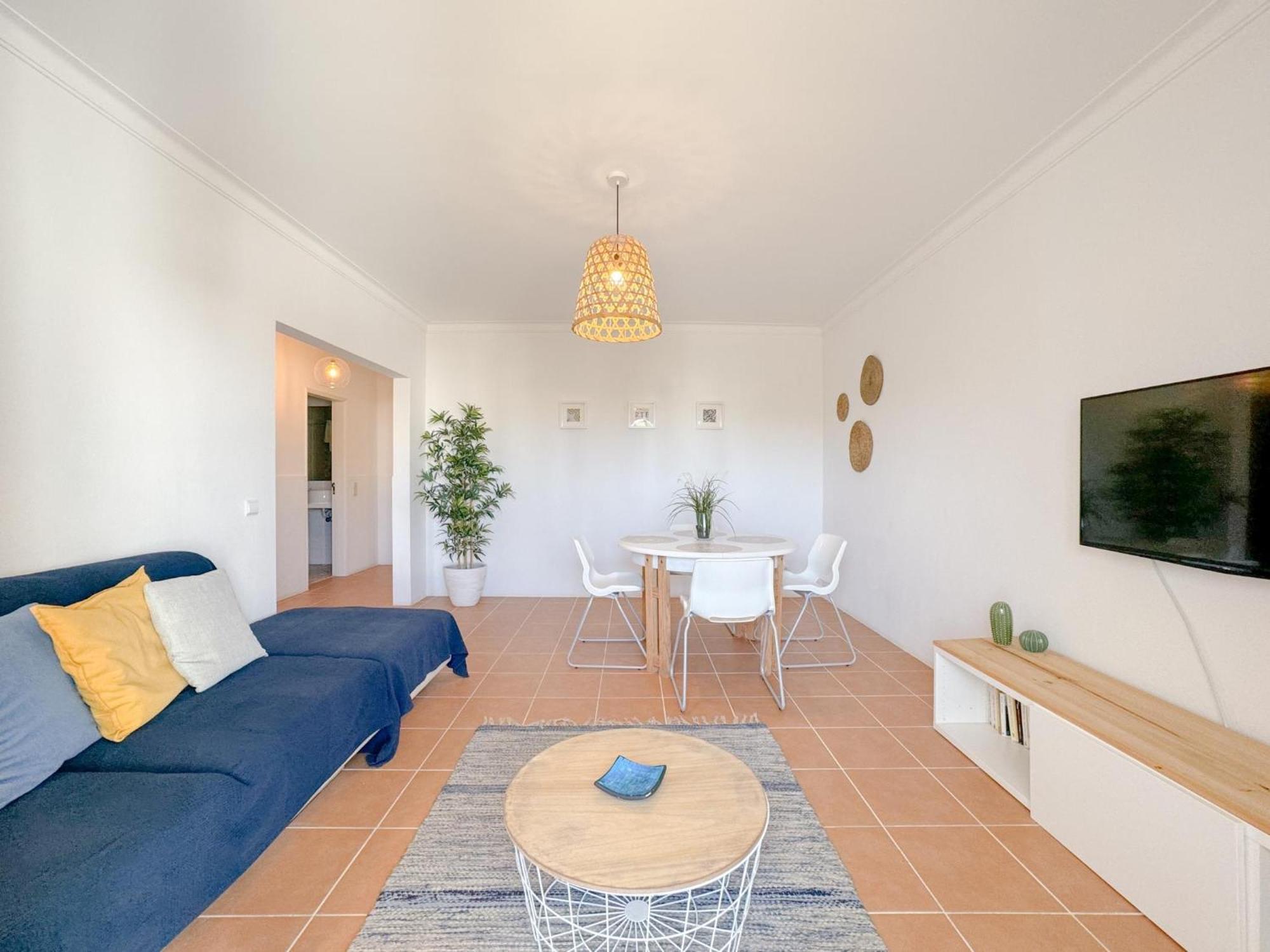 Historic Charm In The Heart Of #1950 Apartment