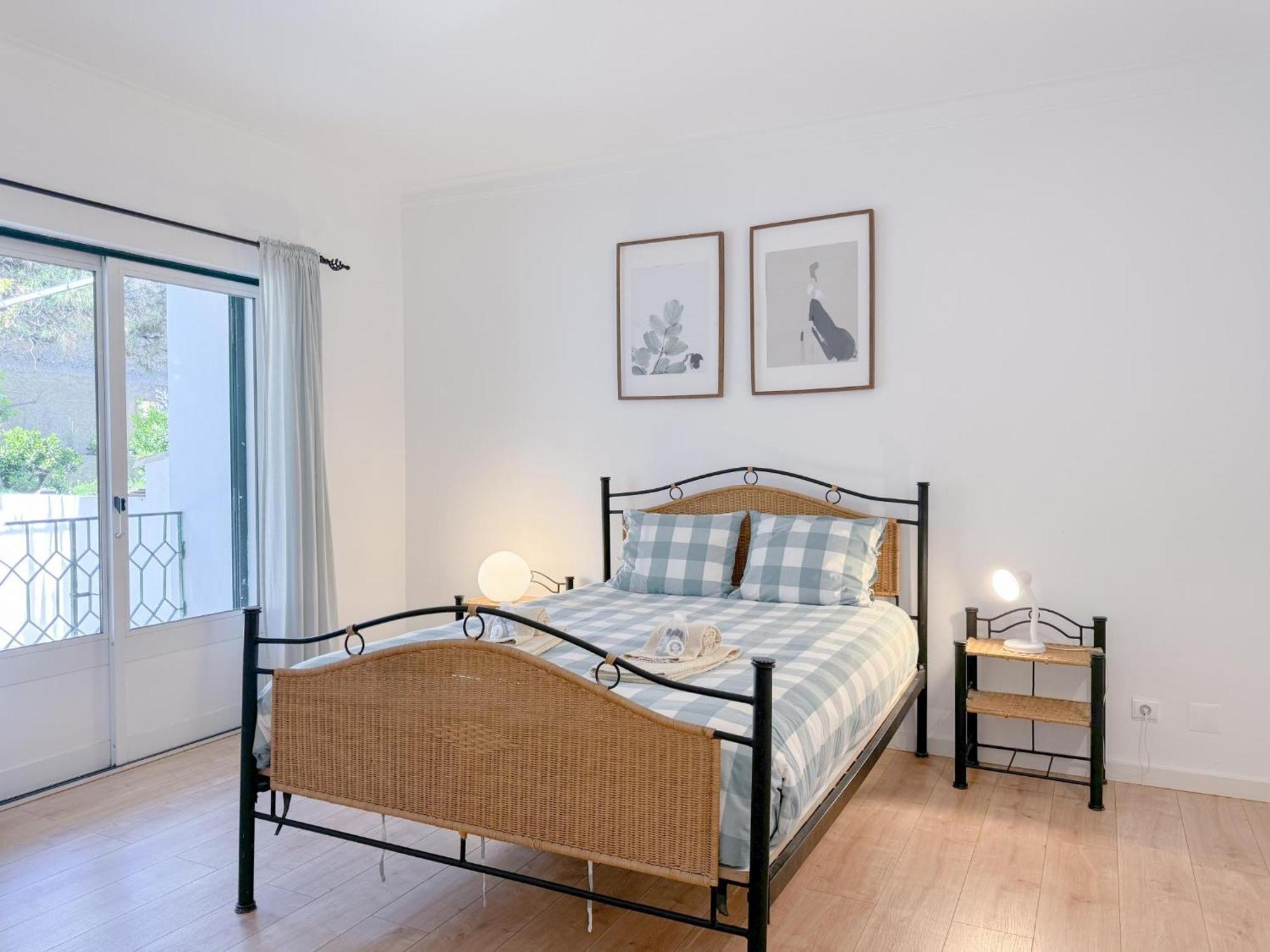 Apartment Historic Charm In The Heart Of #1950